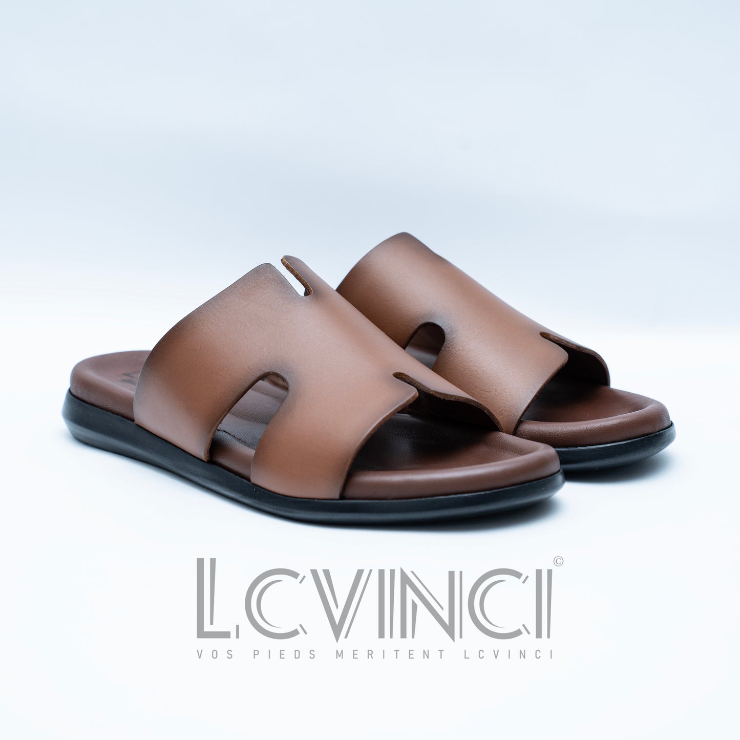 LCVINCI Hermes Tabac – Mule Homme en Cuir Découpe Signature
