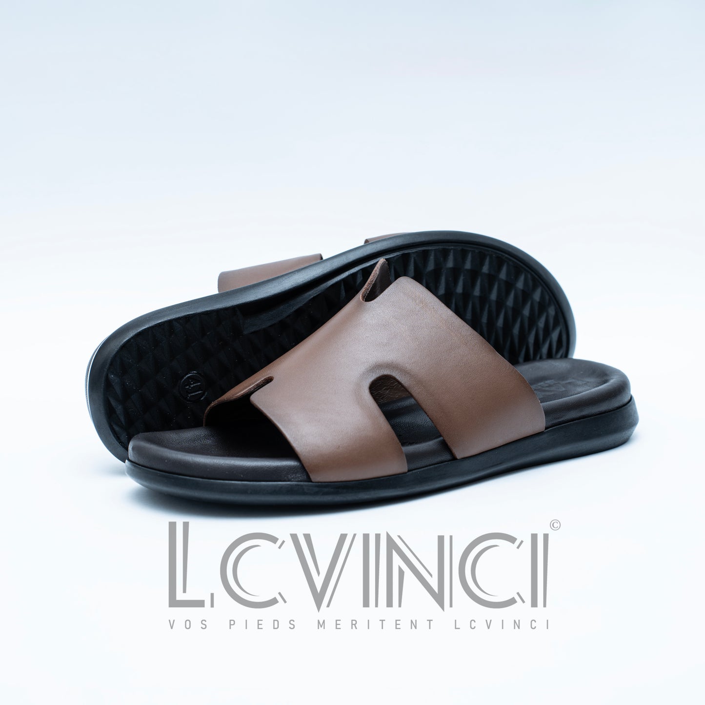 LCVINCI Hermes Marron – Mule Homme en Cuir Découpe Signature
