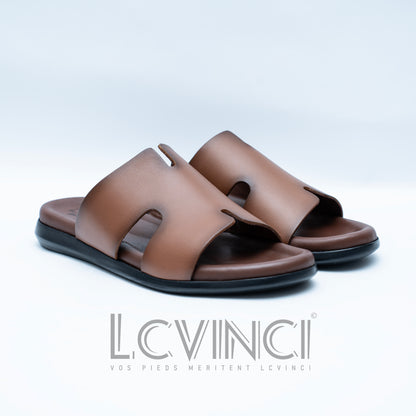 LCVINCI Hermes Tabac – Mule Homme en Cuir Découpe Signature