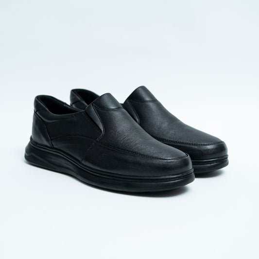 Chaussure en Cuir Noir – Style Moderne &  Médical (LC6)