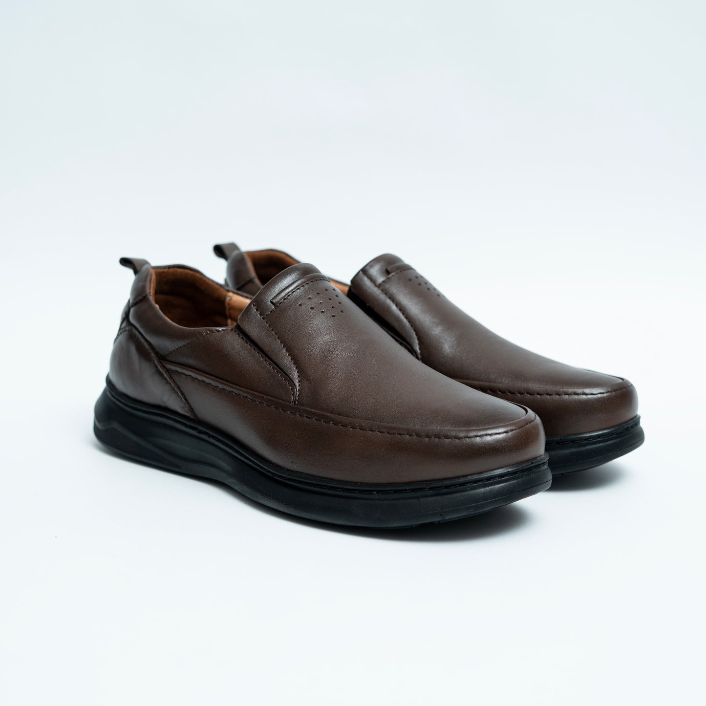 Chaussure en Cuir Marron Élégance & Confort  (LC5)