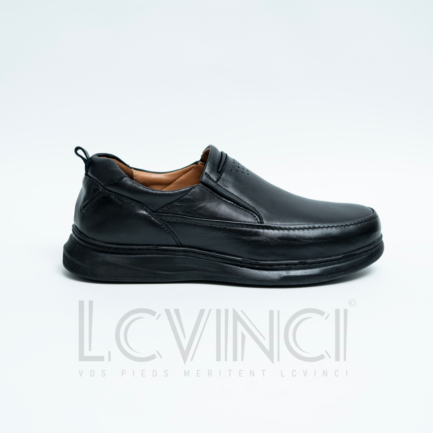 Chaussure en Cuir Noir  Élégance & Confort  (LC5)