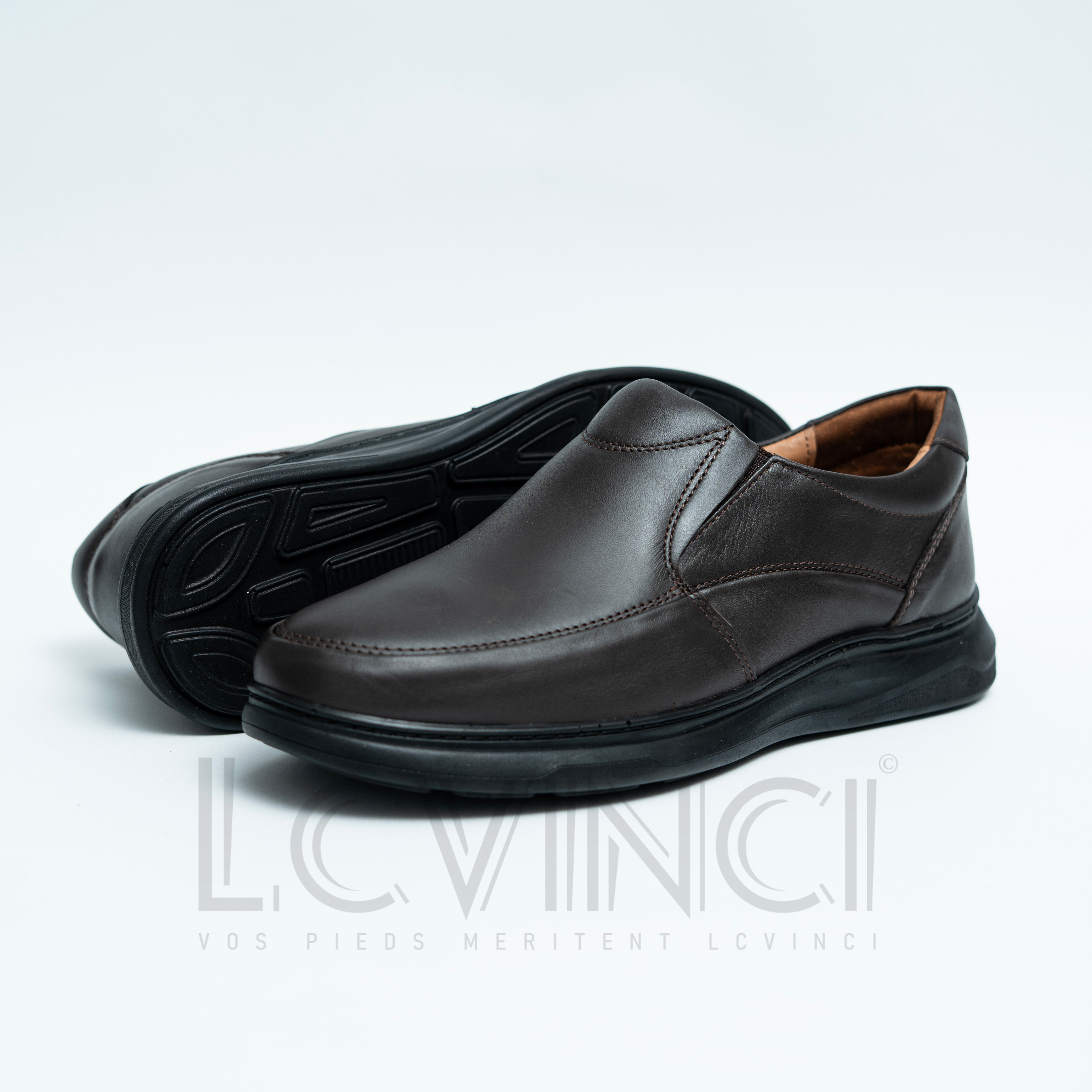 Chaussure en Cuir Marron – Style Moderne &  Médical (LC6)